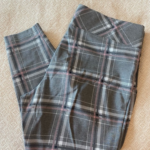 Torrid Grey Plaid Pixie Pant Plus Size 22 - Picture 4 of 7